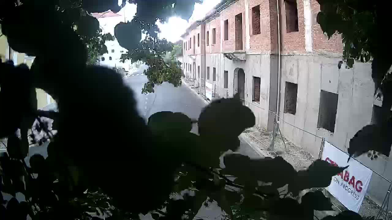 Petrinja Renovierung der High School und Stadtverwaltung nach dem Erdbeben – Live Cam Kroatien