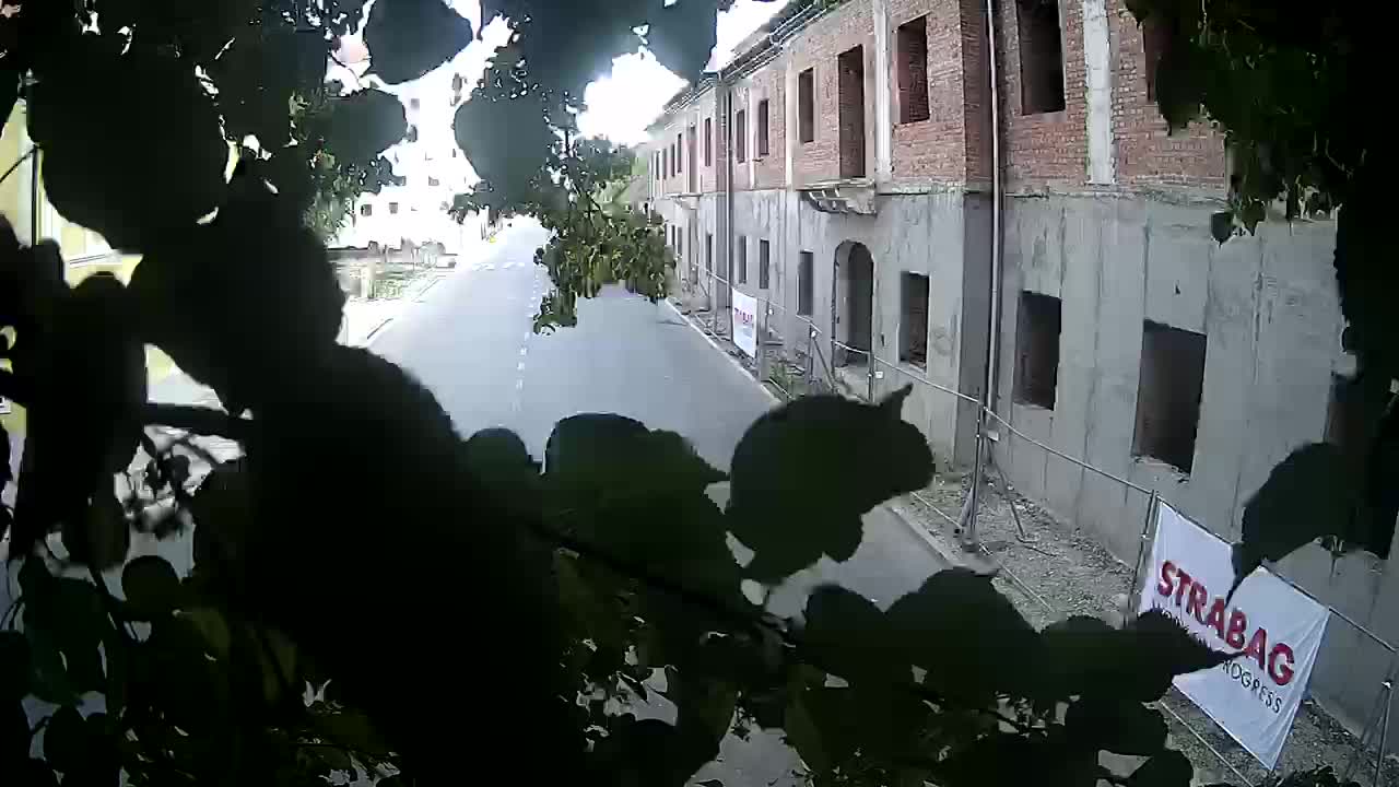 Petrinja rénovation du lycée et de l’administration municipale après le tremblement de terre – Live cam Croatie