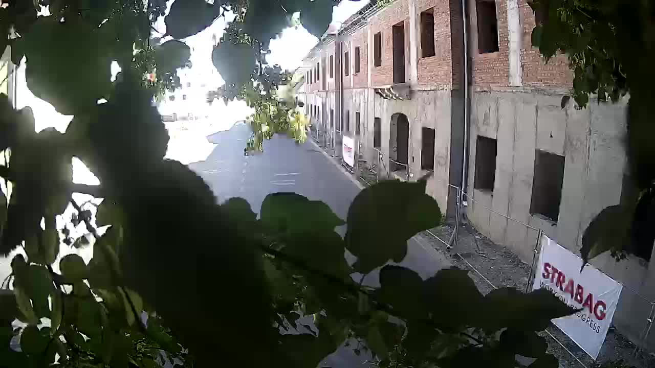 Petrinjska obnova Srednje škole i Gradske uprave nakon potresa – Live cam Hrvatska