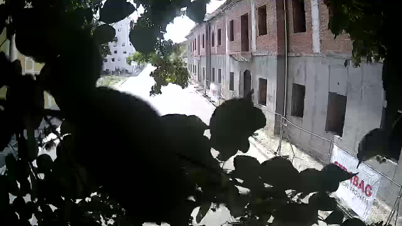 Petrinjska obnova Srednje škole i Gradske uprave nakon potresa – Live cam Hrvatska