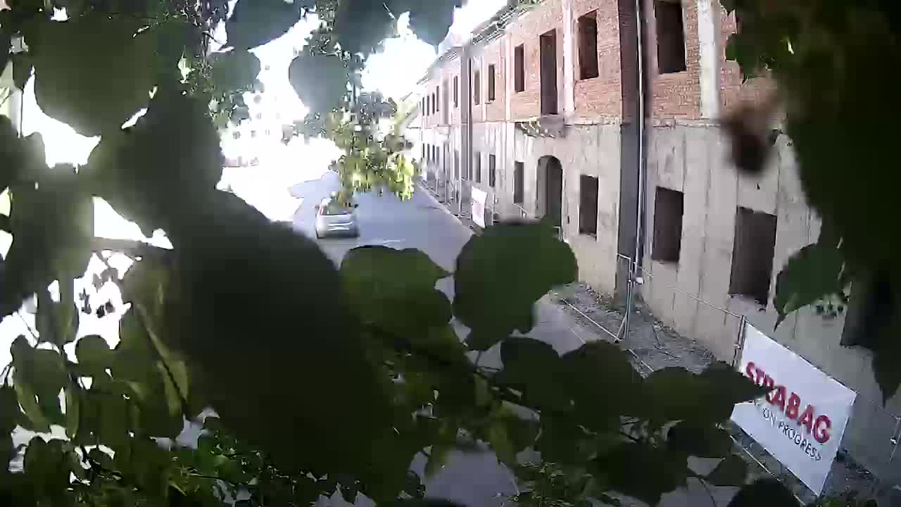 Petrinja ristrutturazione del liceo e dell’amministrazione comunale dopo il terremoto – Live cam Croazia