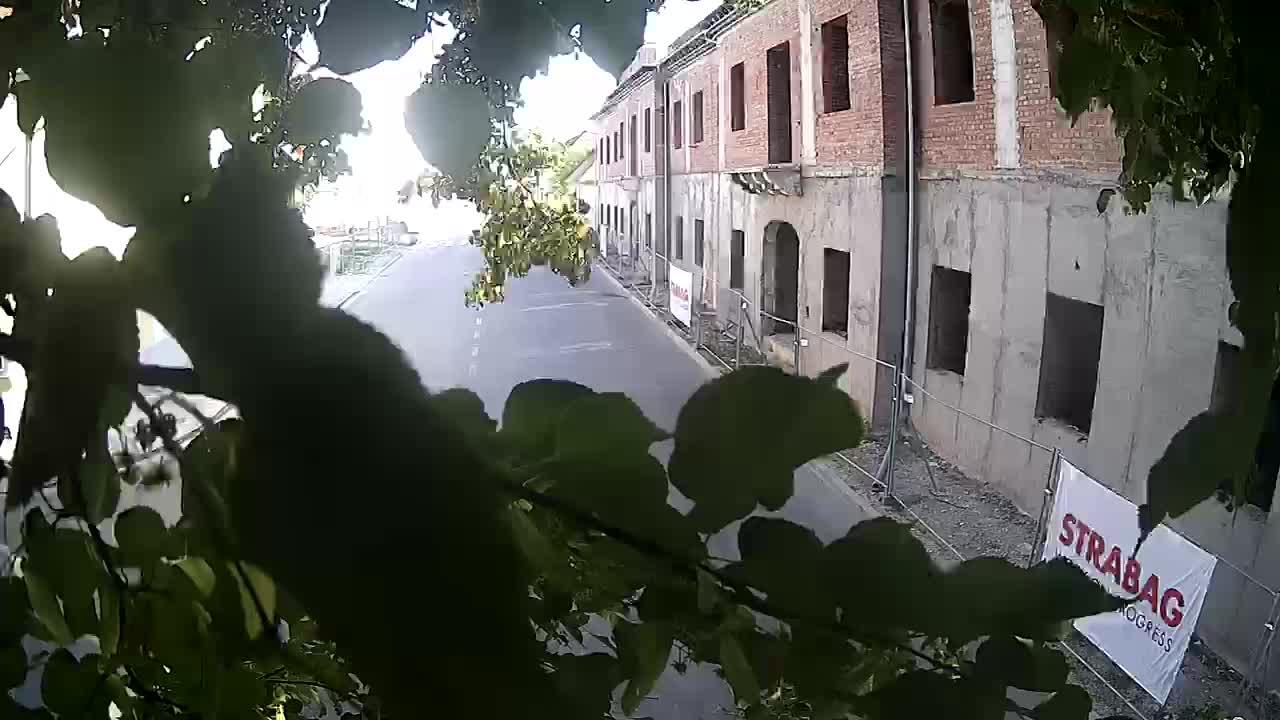 Petrinjska obnova Srednje škole i Gradske uprave nakon potresa – Live cam Hrvatska