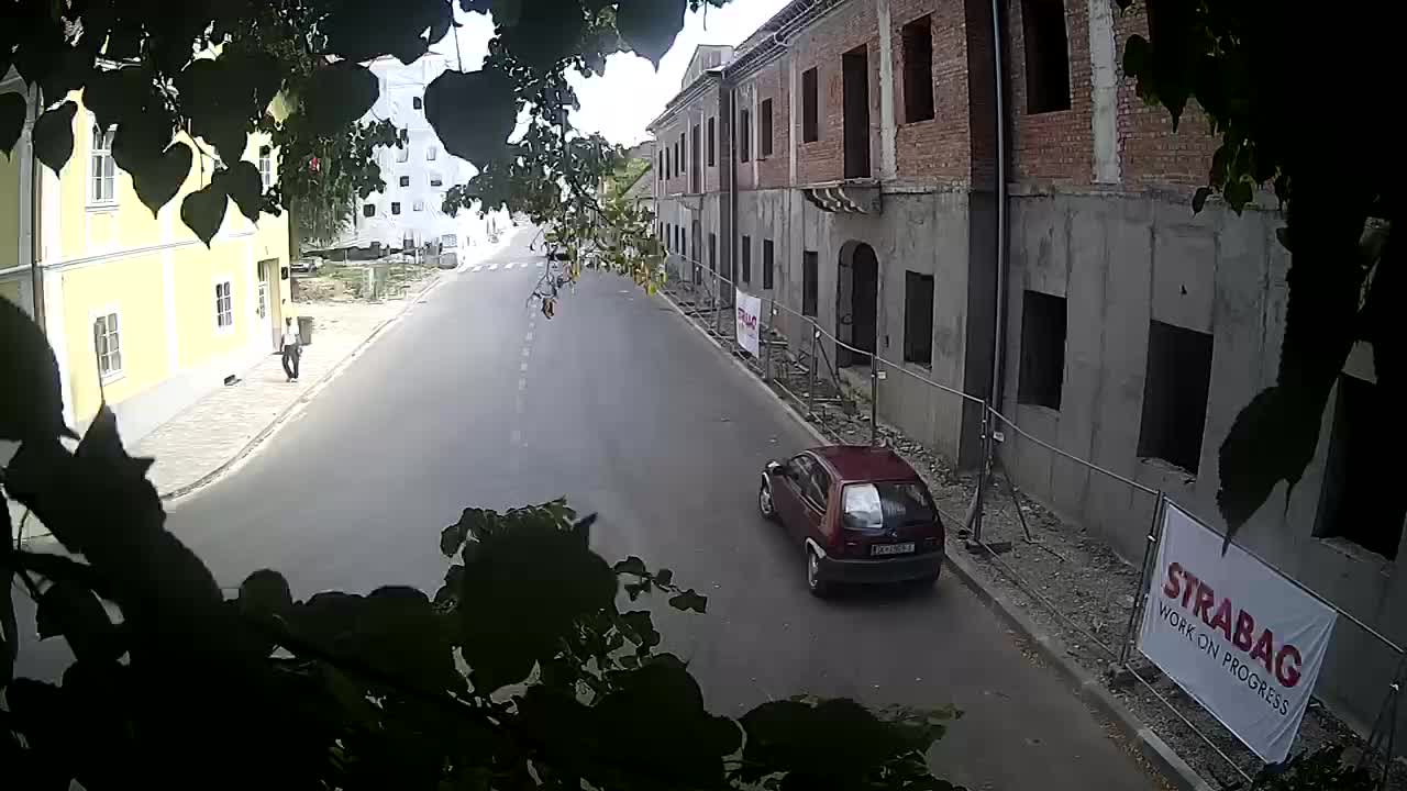 Renovación de Petrinja de la escuela secundaria y la administración de la ciudad después del terremoto – Live cam Croacia