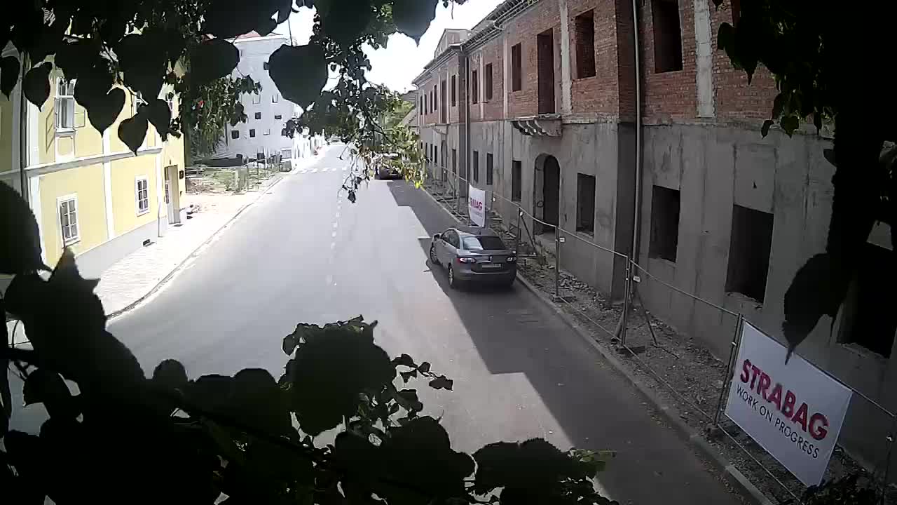 Petrinja rénovation du lycée et de l’administration municipale après le tremblement de terre – Live cam Croatie