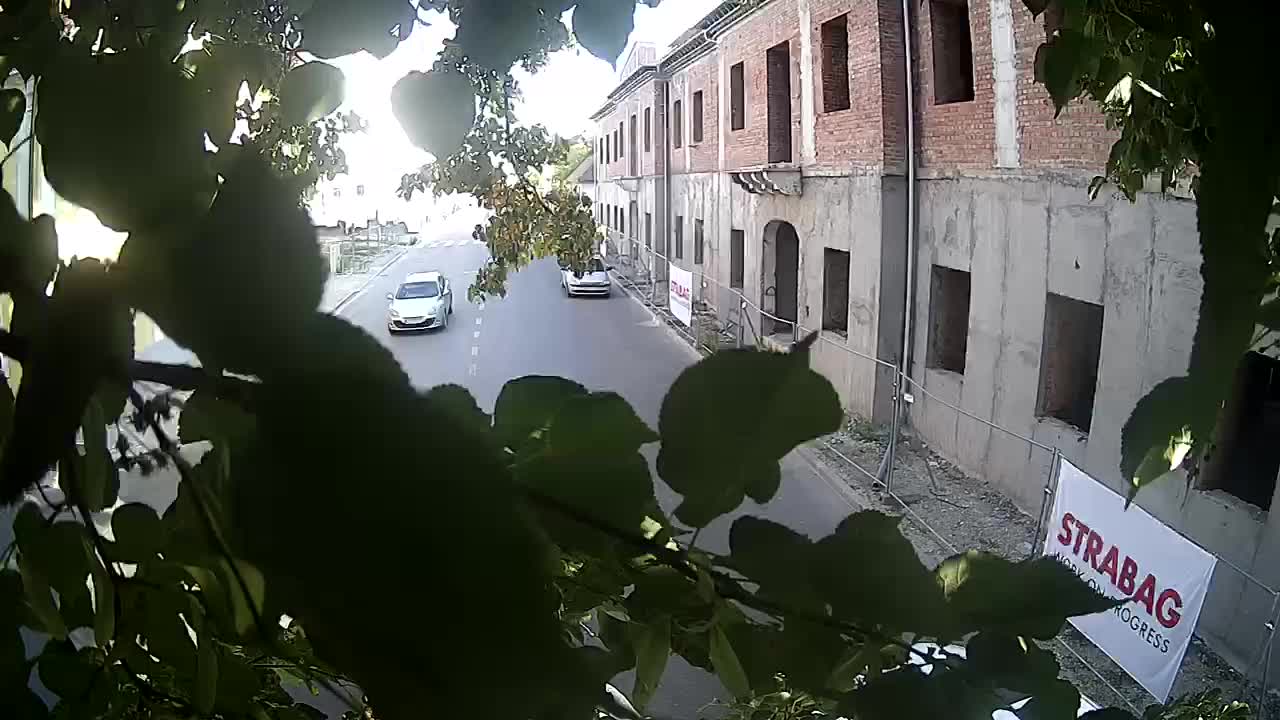 Petrinja ristrutturazione del liceo e dell’amministrazione comunale dopo il terremoto – Live cam Croazia