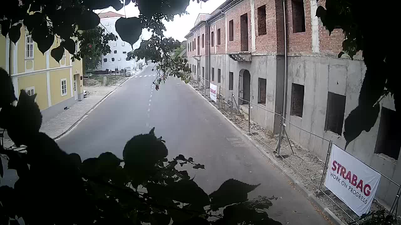 Petrinja Renovierung der High School und Stadtverwaltung nach dem Erdbeben – Live Cam Kroatien