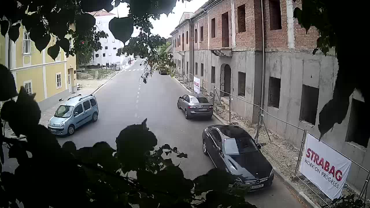 Petrinja rénovation du lycée et de l’administration municipale après le tremblement de terre – Live cam Croatie