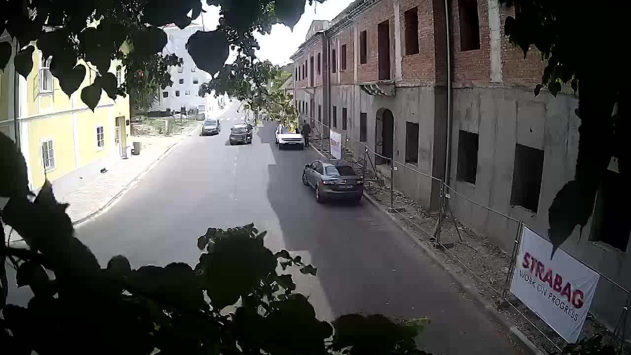 Petrinja renovation of the High School and City Administration after the earthquake – Live cam Croatia