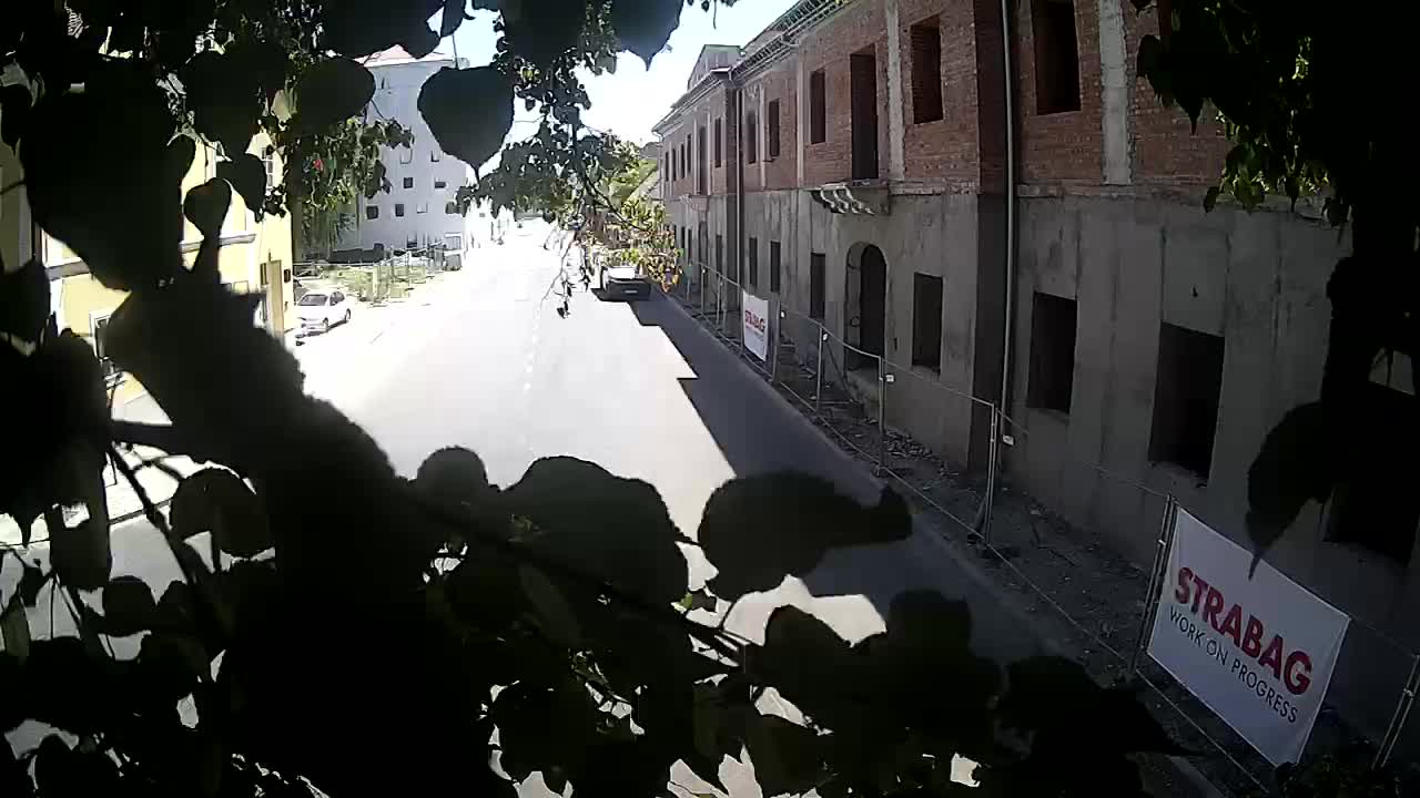 Petrinja Renovierung der High School und Stadtverwaltung nach dem Erdbeben – Live Cam Kroatien