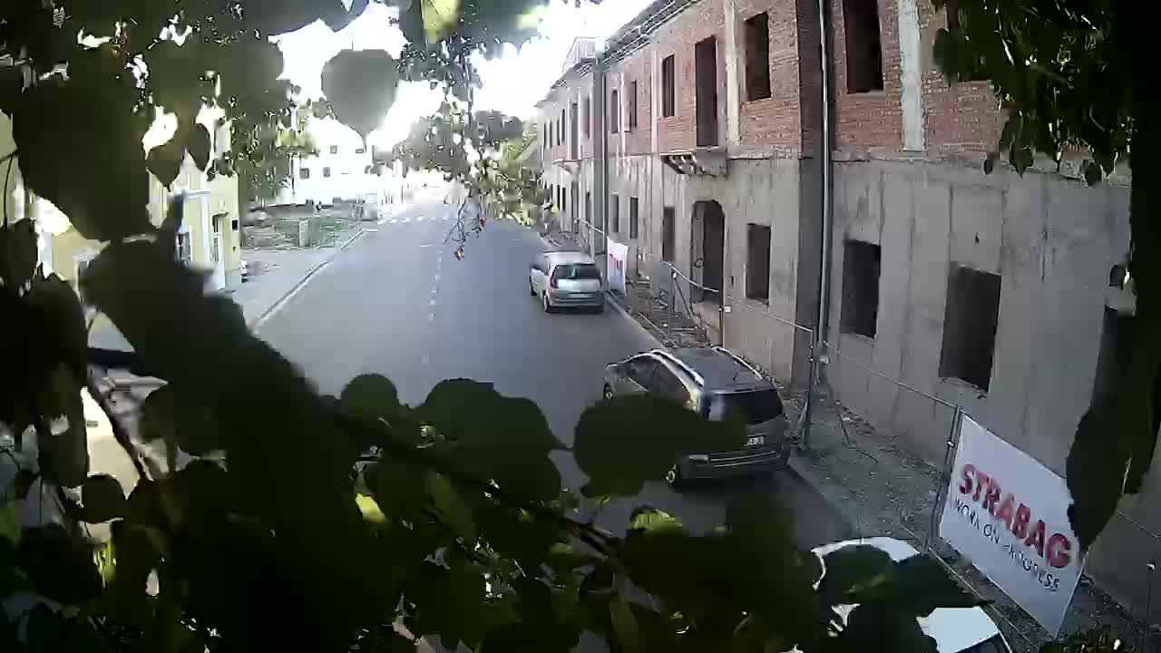 Petrinjska obnova Srednje škole i Gradske uprave nakon potresa – Live cam Hrvatska