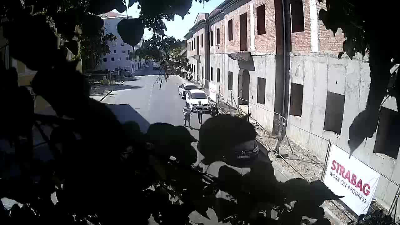 Petrinja ristrutturazione del liceo e dell’amministrazione comunale dopo il terremoto – Live cam Croazia
