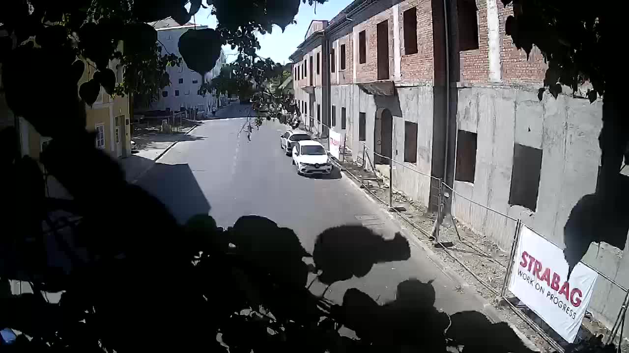 Petrinja Renovierung der High School und Stadtverwaltung nach dem Erdbeben – Live Cam Kroatien