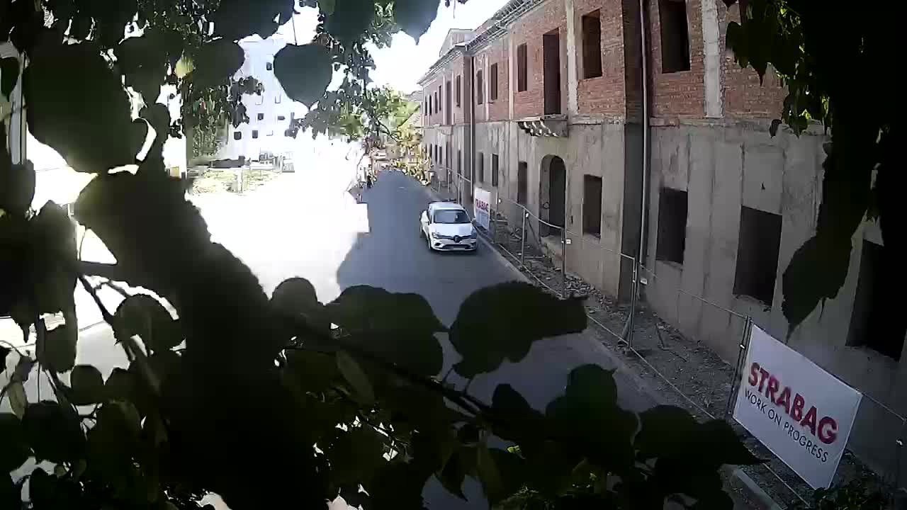 Petrinja renovation of the High School and City Administration after the earthquake – Live cam Croatia