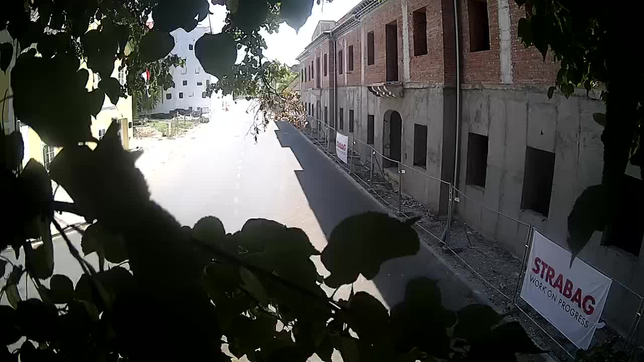 Petrinja Renovierung der High School und Stadtverwaltung nach dem Erdbeben – Live Cam Kroatien
