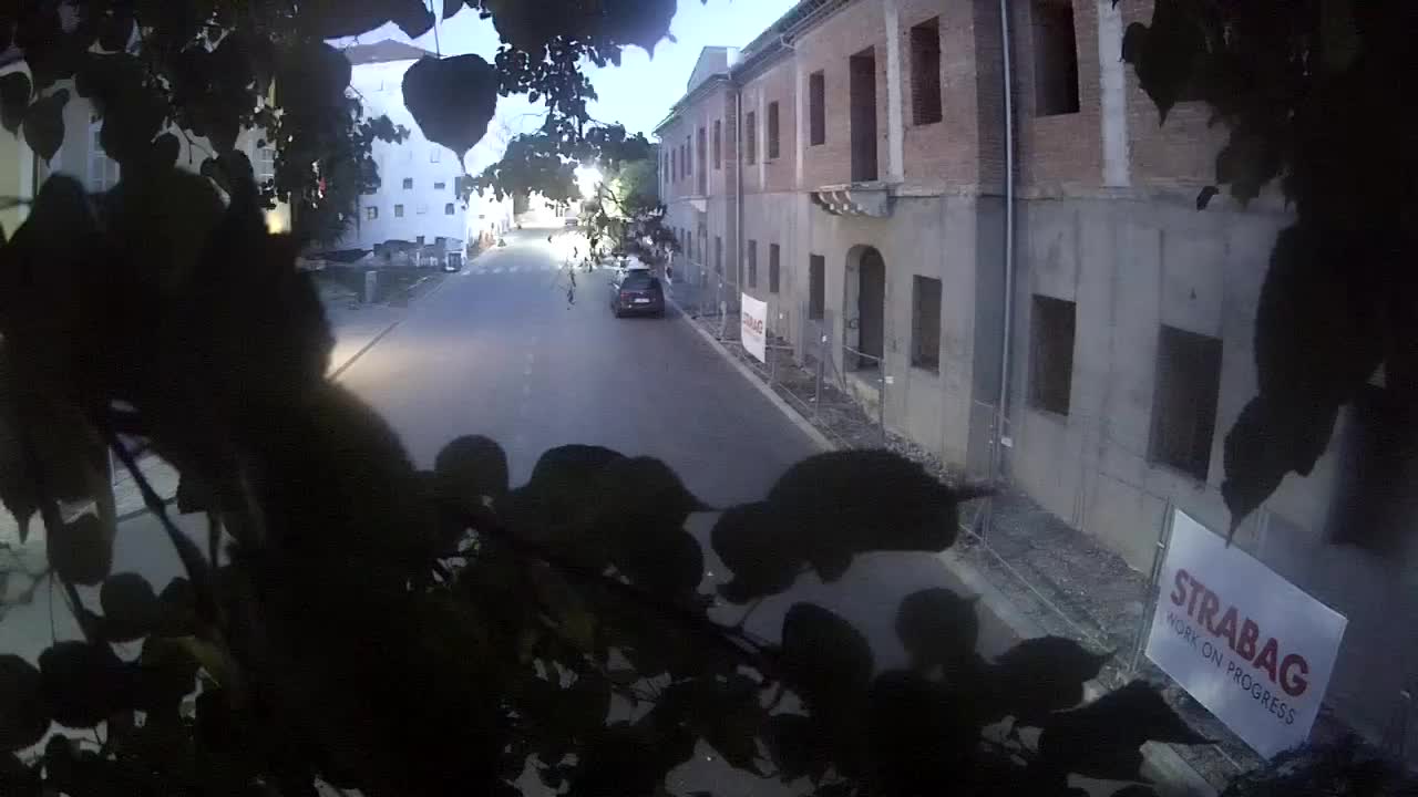 Petrinja Renovierung der High School und Stadtverwaltung nach dem Erdbeben – Live Cam Kroatien