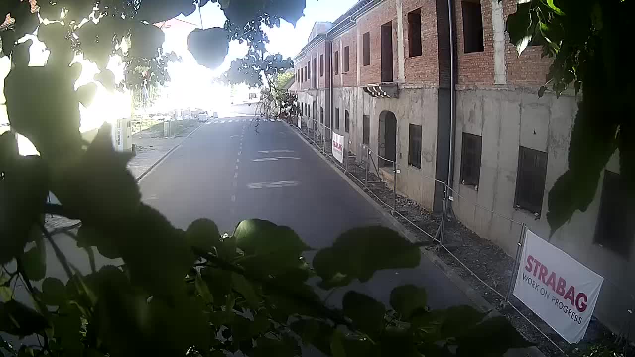 Petrinja ristrutturazione del liceo e dell’amministrazione comunale dopo il terremoto – Live cam Croazia