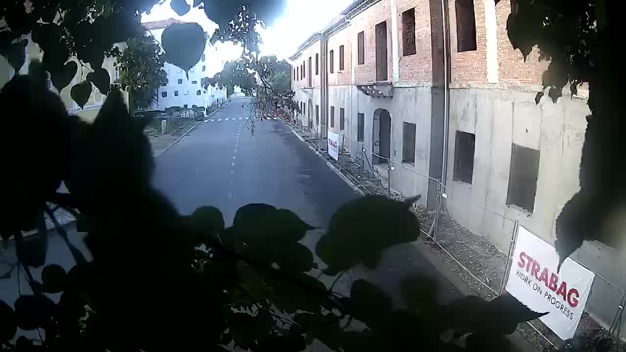 Petrinja ristrutturazione del liceo e dell’amministrazione comunale dopo il terremoto – Live cam Croazia