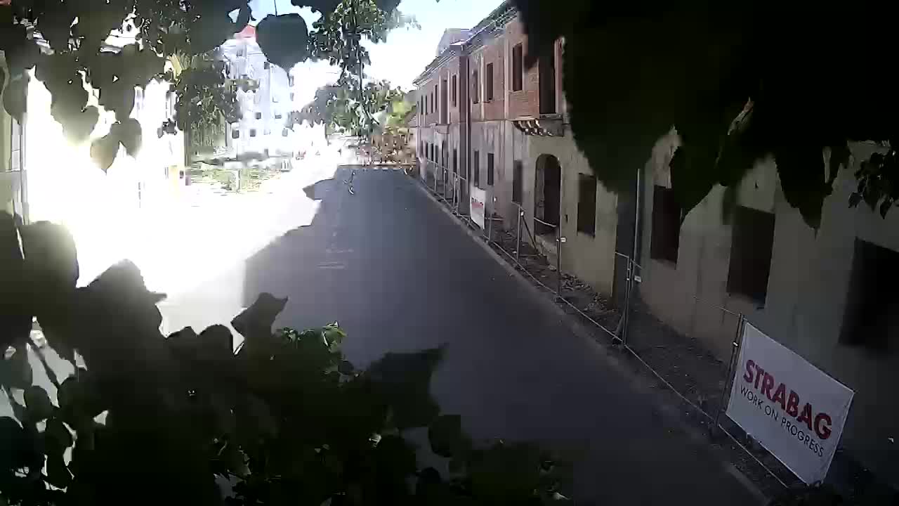Petrinja ristrutturazione del liceo e dell’amministrazione comunale dopo il terremoto – Live cam Croazia