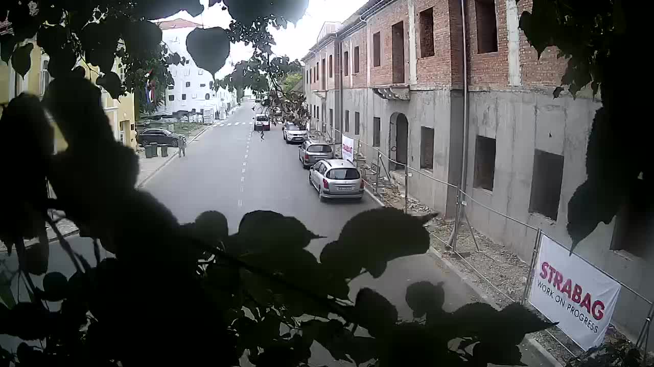 Petrinjska obnova Srednje škole i Gradske uprave nakon potresa – Live cam Hrvatska
