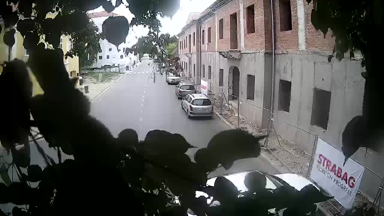 Renovación de Petrinja de la escuela secundaria y la administración de la ciudad después del terremoto – Live cam Croacia