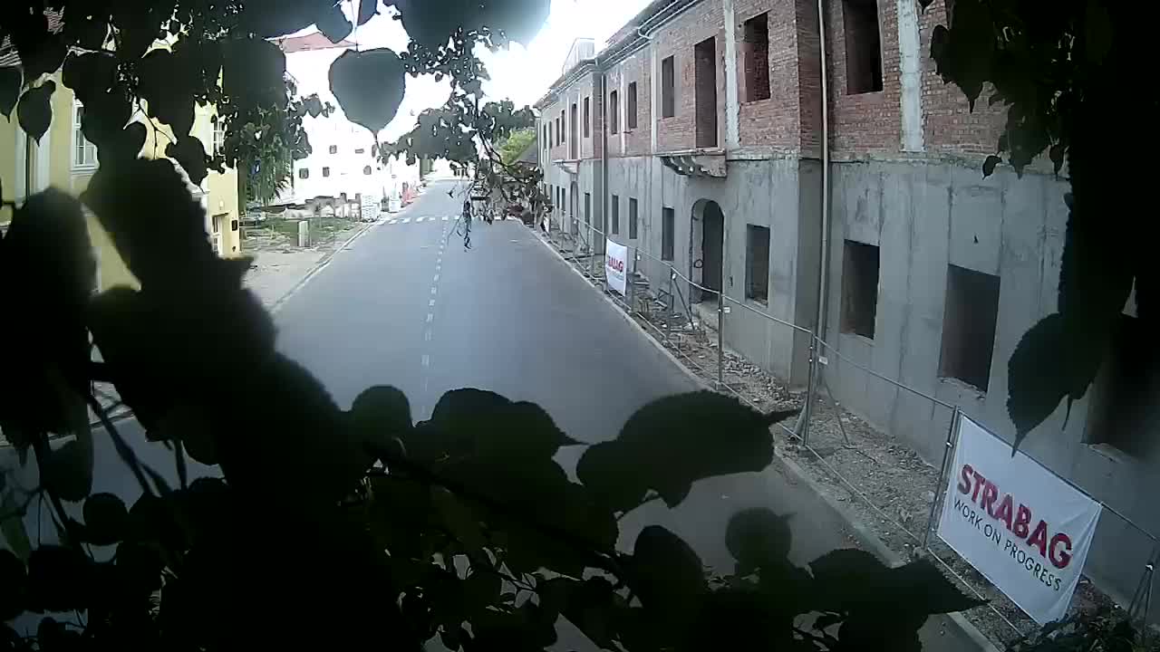 Petrinja Renovierung der High School und Stadtverwaltung nach dem Erdbeben – Live Cam Kroatien