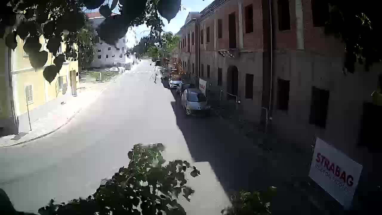 Petrinja ristrutturazione del liceo e dell’amministrazione comunale dopo il terremoto – Live cam Croazia