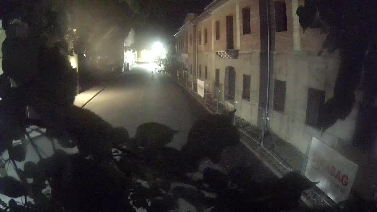 Petrinjska prenova srednje šole in mestne uprave po potresu – Kamere v živo Hrvaška