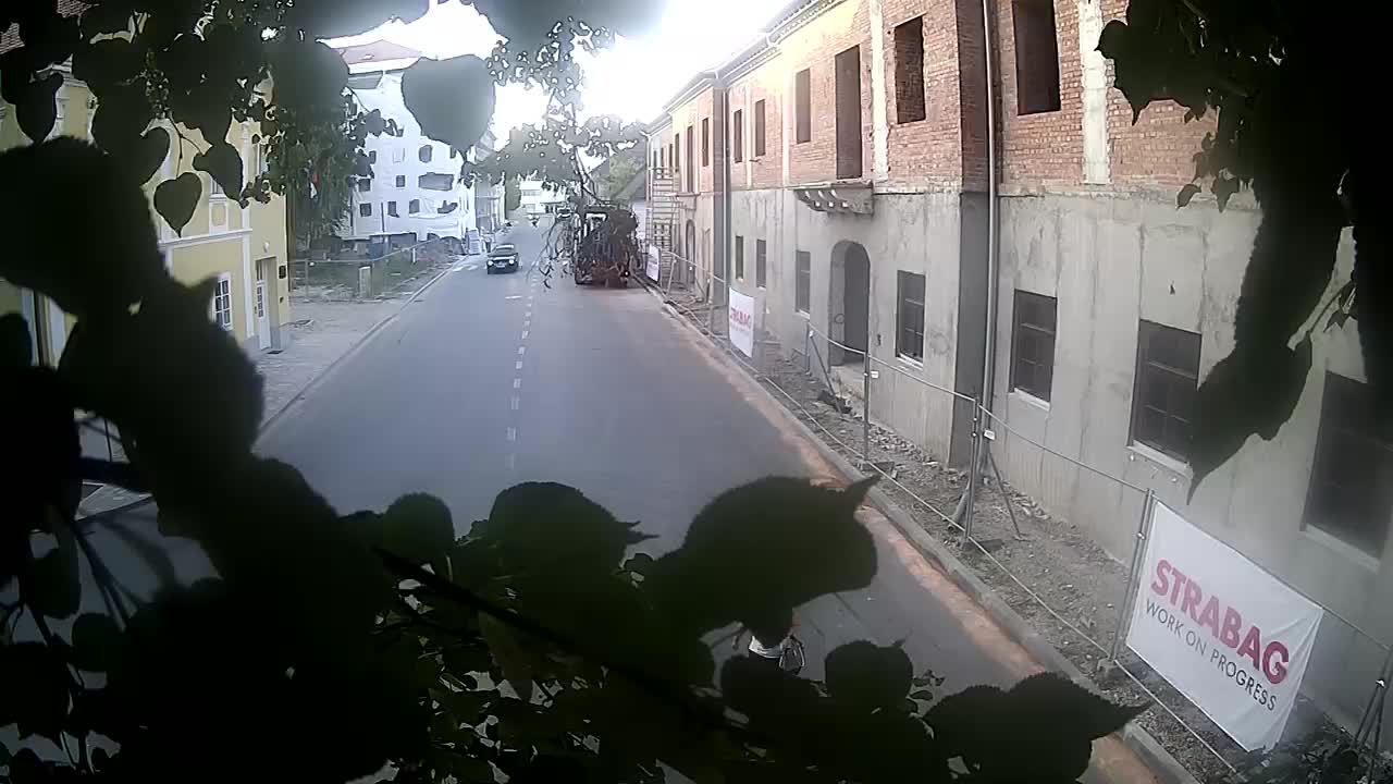 Petrinja Renovierung der High School und Stadtverwaltung nach dem Erdbeben – Live Cam Kroatien