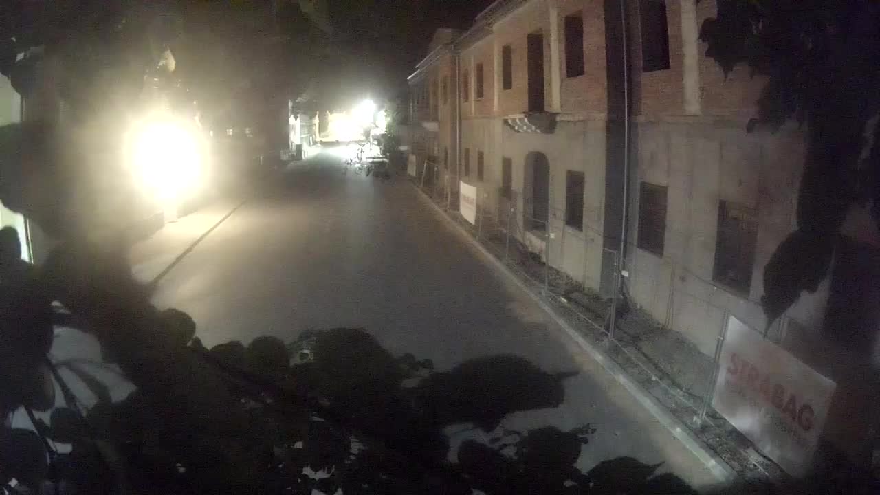 Renovación de Petrinja de la escuela secundaria y la administración de la ciudad después del terremoto – Live cam Croacia