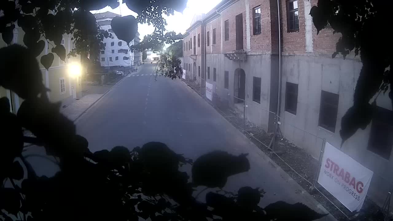 Petrinja Renovierung der High School und Stadtverwaltung nach dem Erdbeben – Live Cam Kroatien