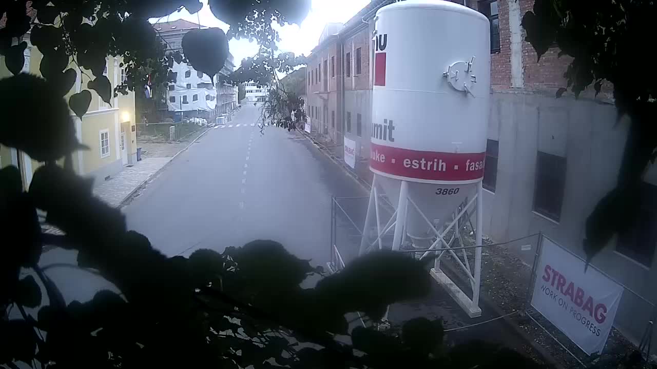 Petrinja Renovierung der High School und Stadtverwaltung nach dem Erdbeben – Live Cam Kroatien