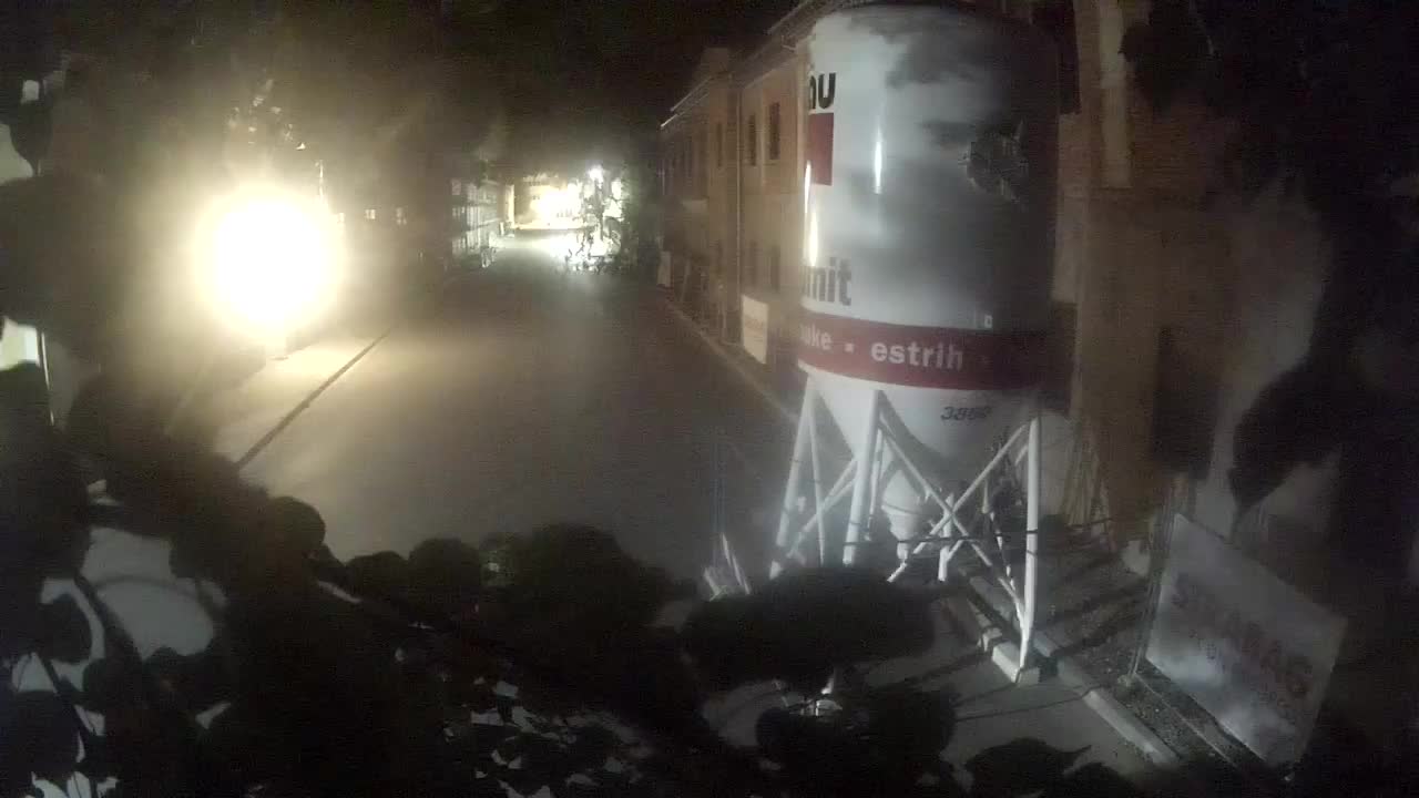 Renovación de Petrinja de la escuela secundaria y la administración de la ciudad después del terremoto – Live cam Croacia