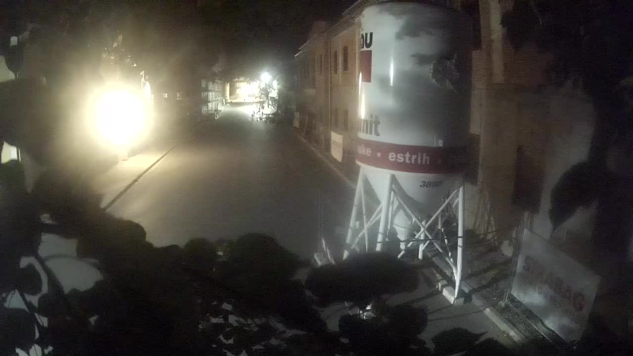 Petrinjska prenova srednje šole in mestne uprave po potresu – Kamere v živo Hrvaška