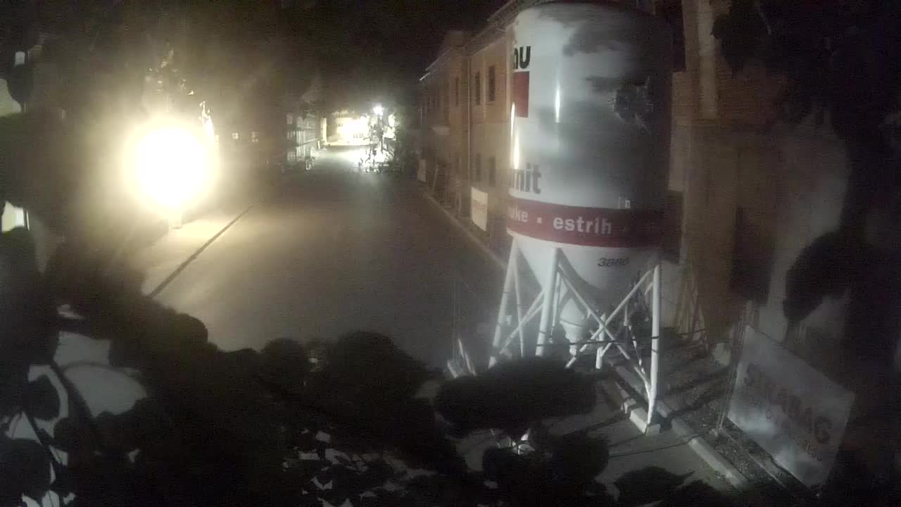 Renovación de Petrinja de la escuela secundaria y la administración de la ciudad después del terremoto – Live cam Croacia