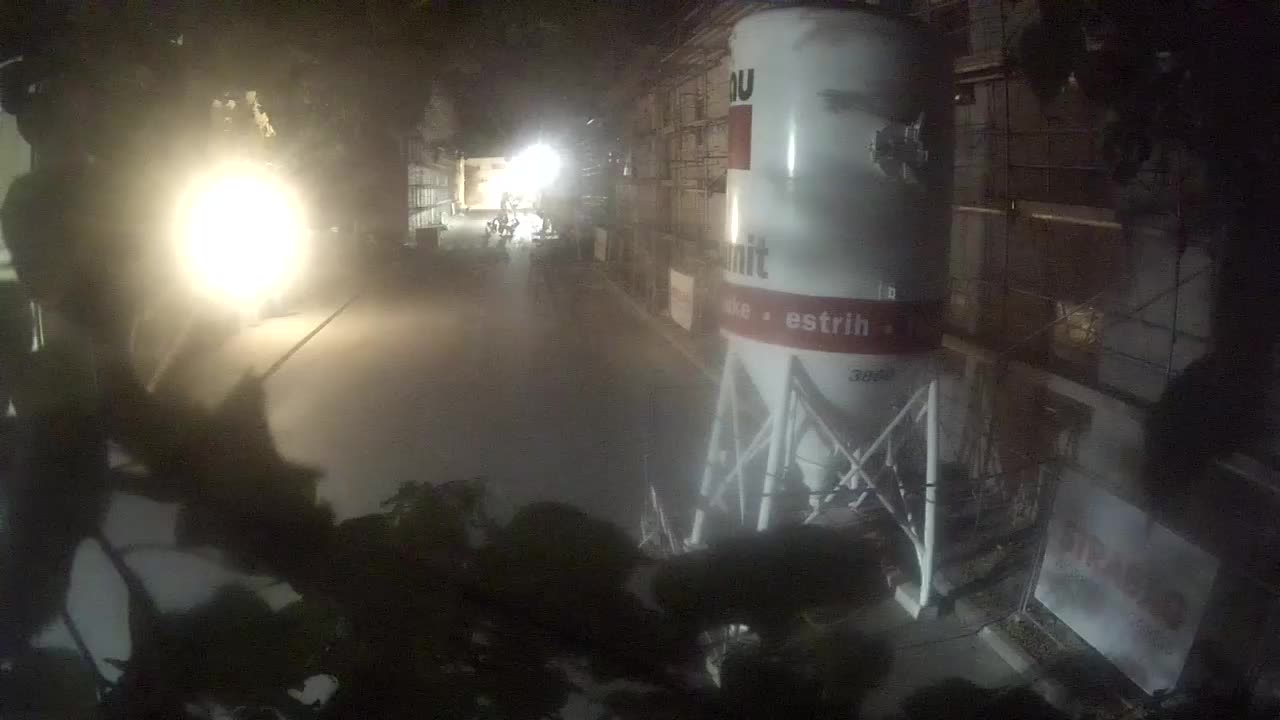 Petrinja ristrutturazione del liceo e dell’amministrazione comunale dopo il terremoto – Live cam Croazia