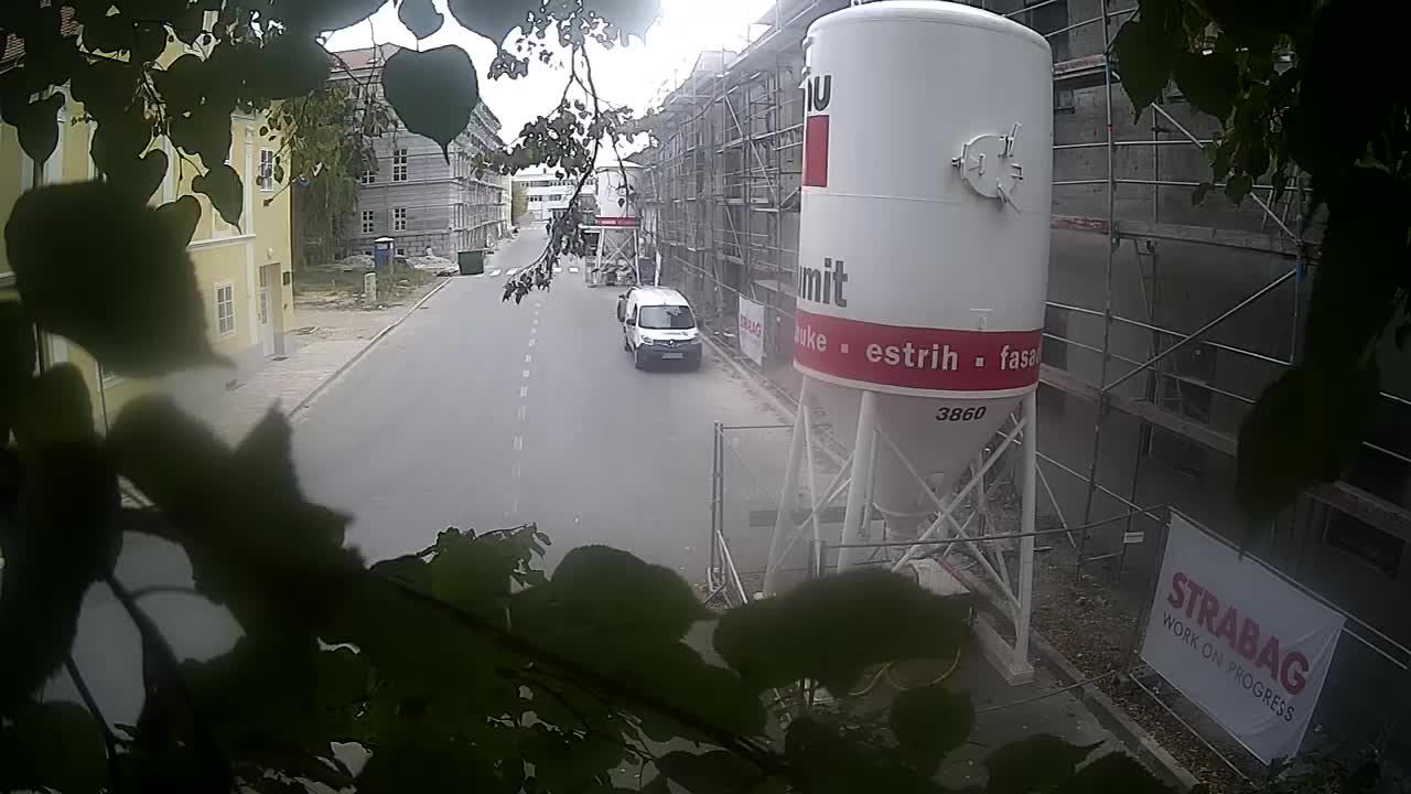 Petrinja ristrutturazione del liceo e dell’amministrazione comunale dopo il terremoto – Live cam Croazia
