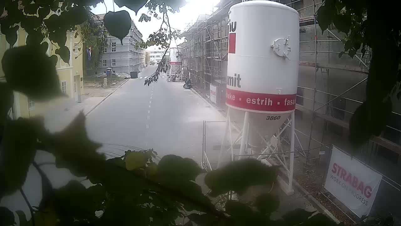 Renovación de Petrinja de la escuela secundaria y la administración de la ciudad después del terremoto – Live cam Croacia