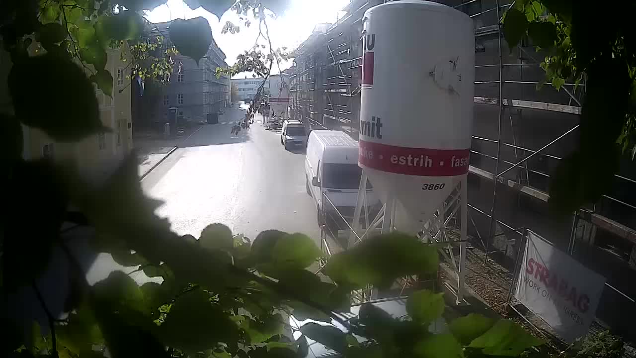 Renovación de Petrinja de la escuela secundaria y la administración de la ciudad después del terremoto – Live cam Croacia