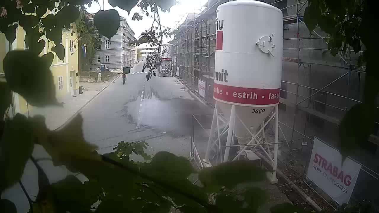 Renovación de Petrinja de la escuela secundaria y la administración de la ciudad después del terremoto – Live cam Croacia