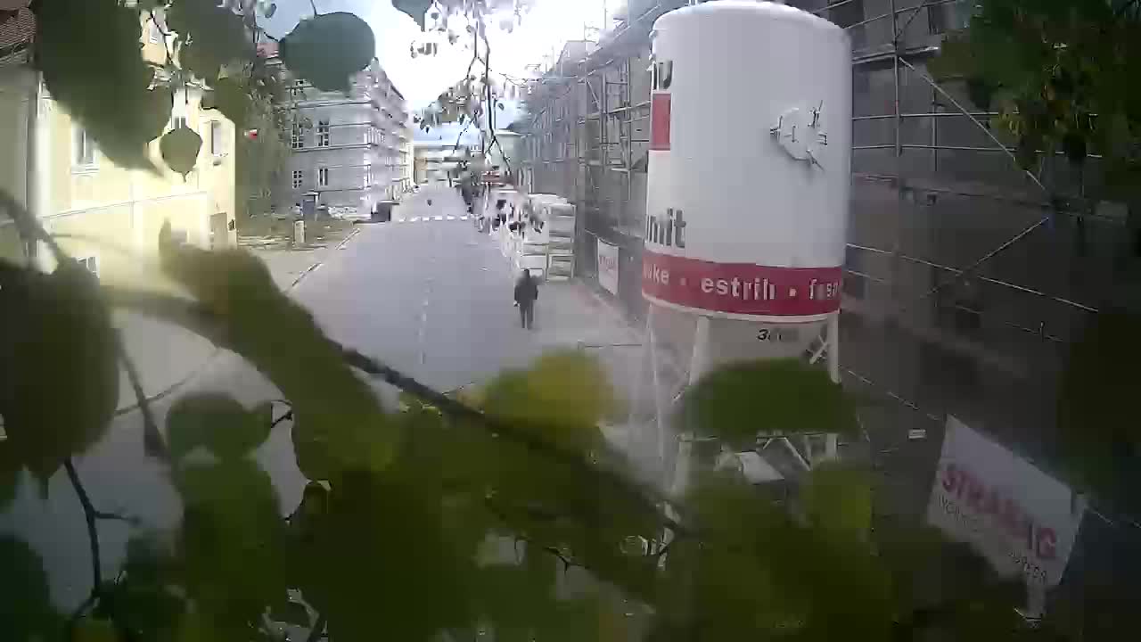 Renovación de Petrinja de la escuela secundaria y la administración de la ciudad después del terremoto – Live cam Croacia