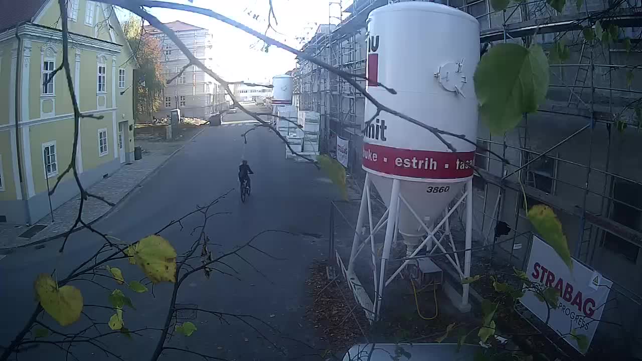 Petrinja ristrutturazione del liceo e dell’amministrazione comunale dopo il terremoto – Live cam Croazia