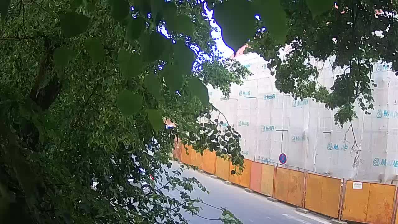 Live webcam Petrinja central park – after the earthquake