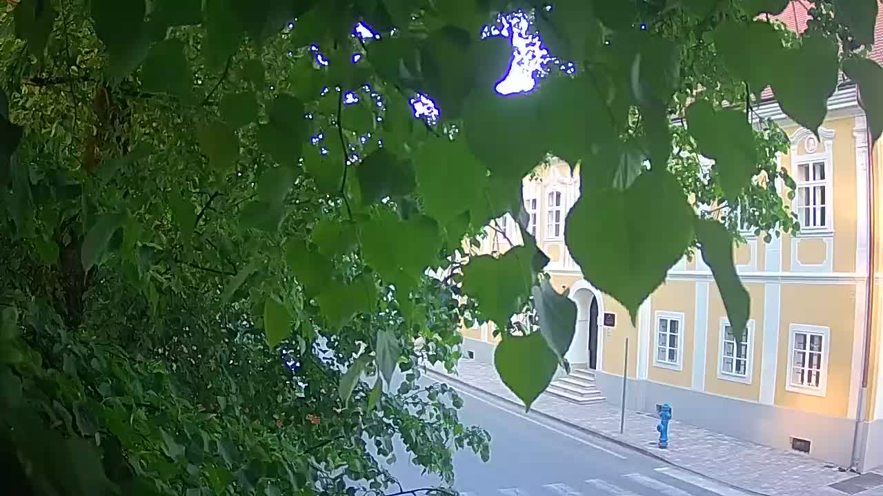 Web kamera uživo Petrinja centralni park – nakon potresa