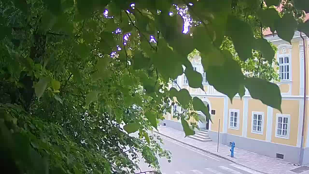 Live webcam Petrinja central park – after the earthquake
