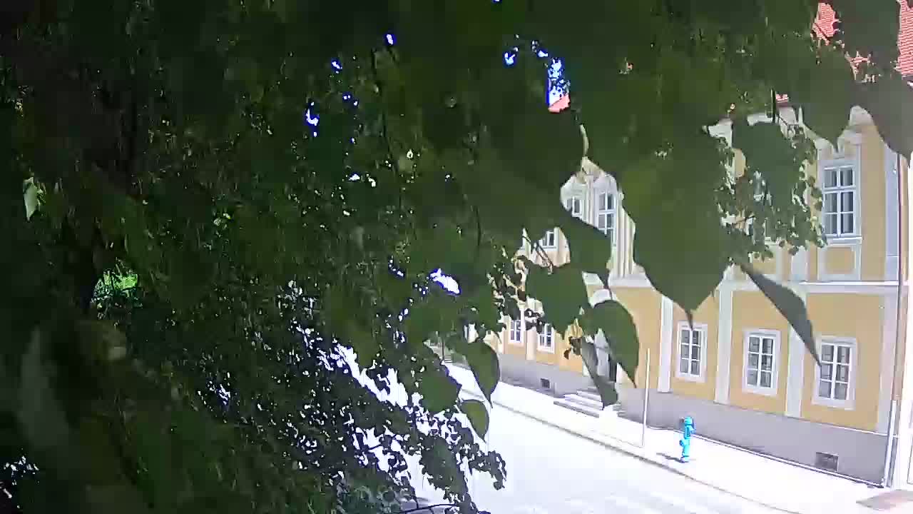 Live Webcam Petrinja Park – nach dem Erdbeben