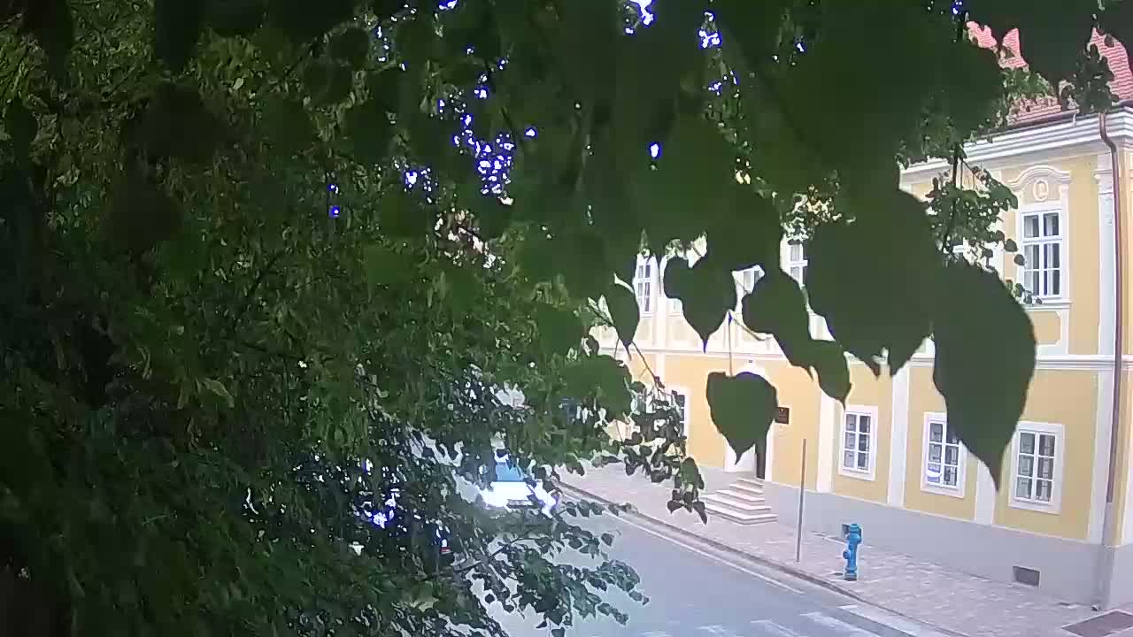 Live Webcam Petrinja Park – nach dem Erdbeben
