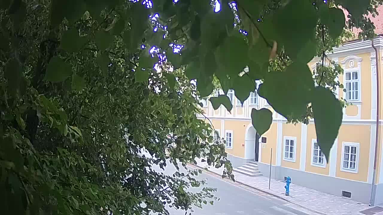 Live Webcam Petrinja Park – nach dem Erdbeben