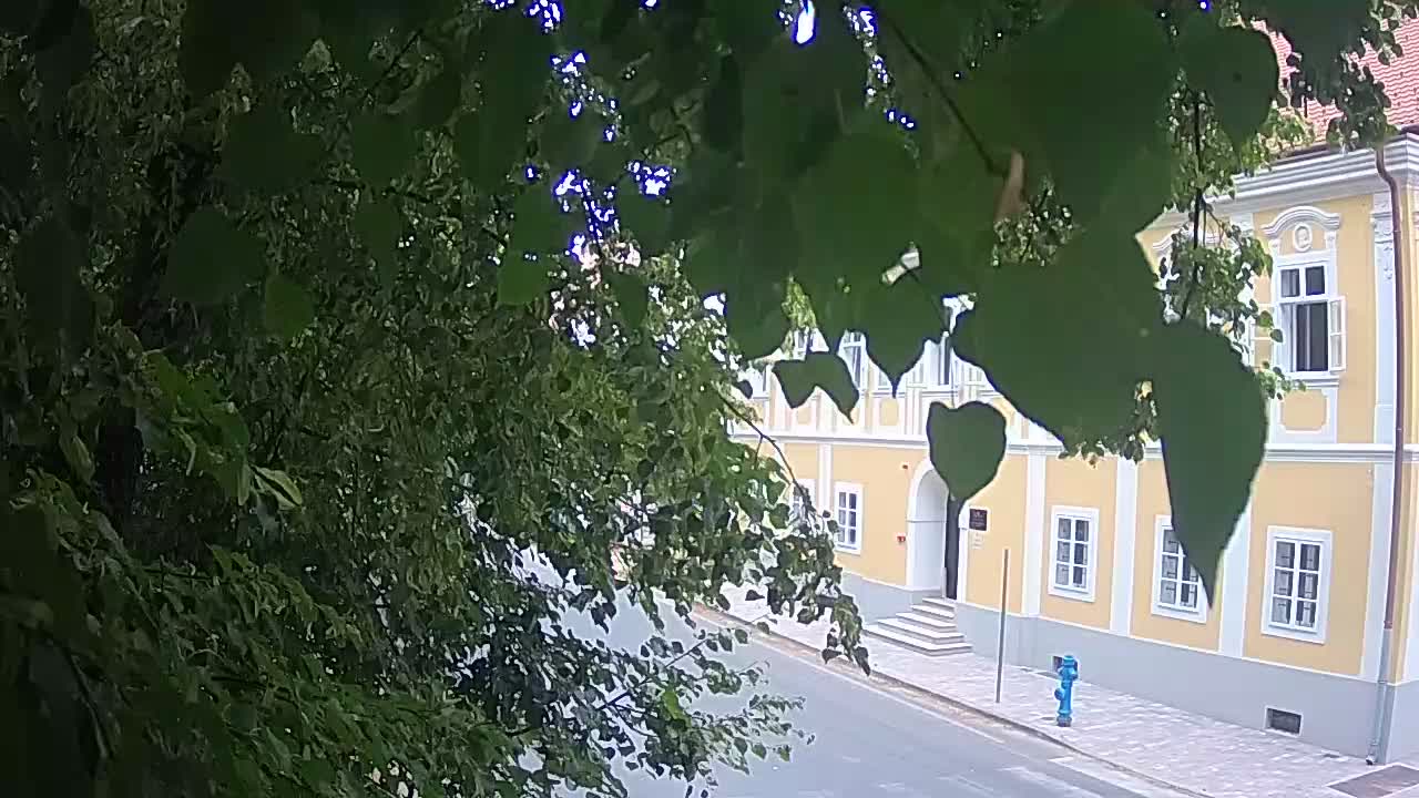 Live webcam Petrinja central park – after the earthquake