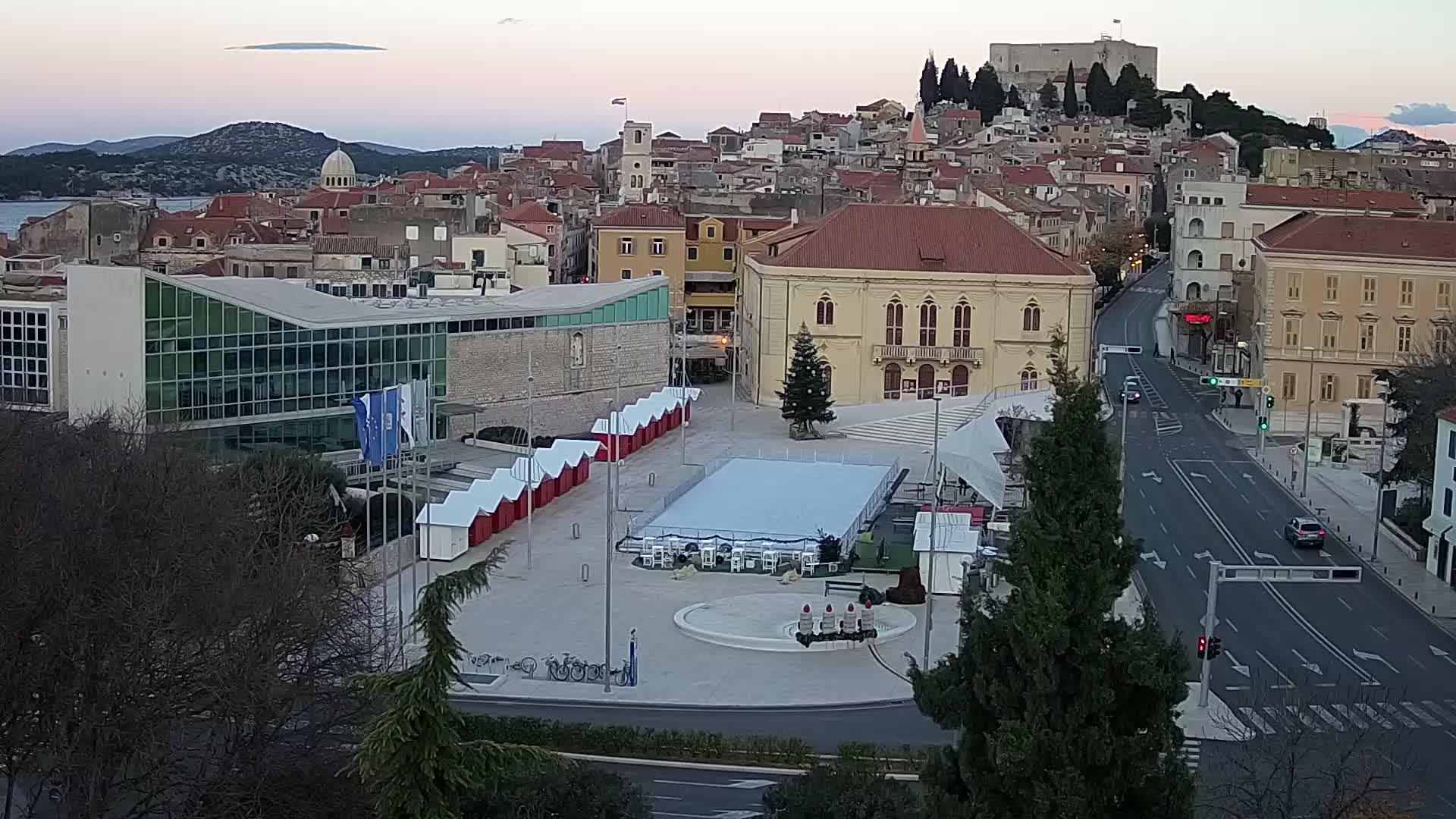 Webcam Šibenik – place Poljana