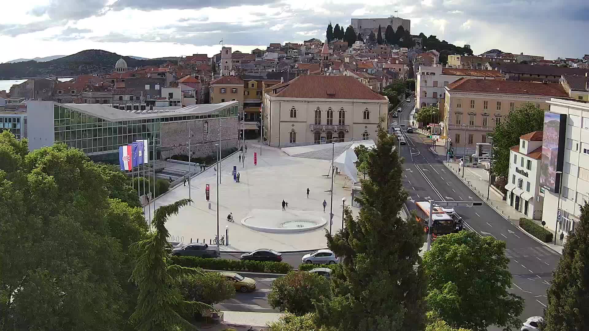Web Kamera Šibenik – Trg Poljana